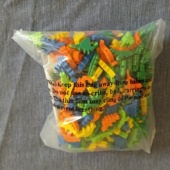 Foam Dinosaur Lacing bead Craft New open package - Picture 1 of 1